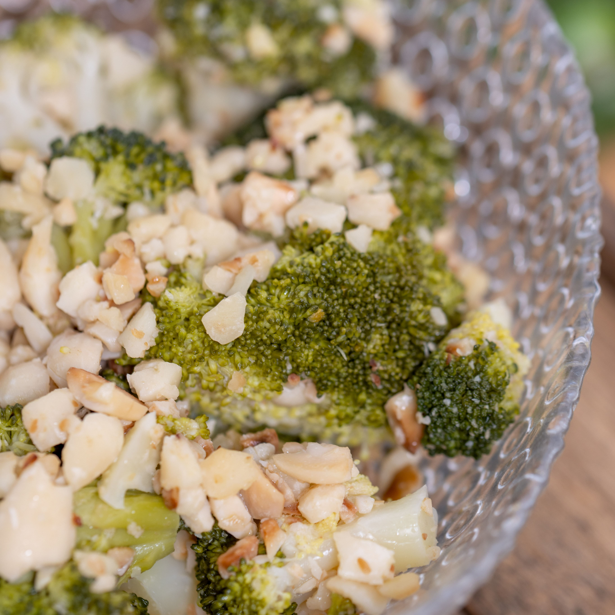 Brocoli salteado con almendras