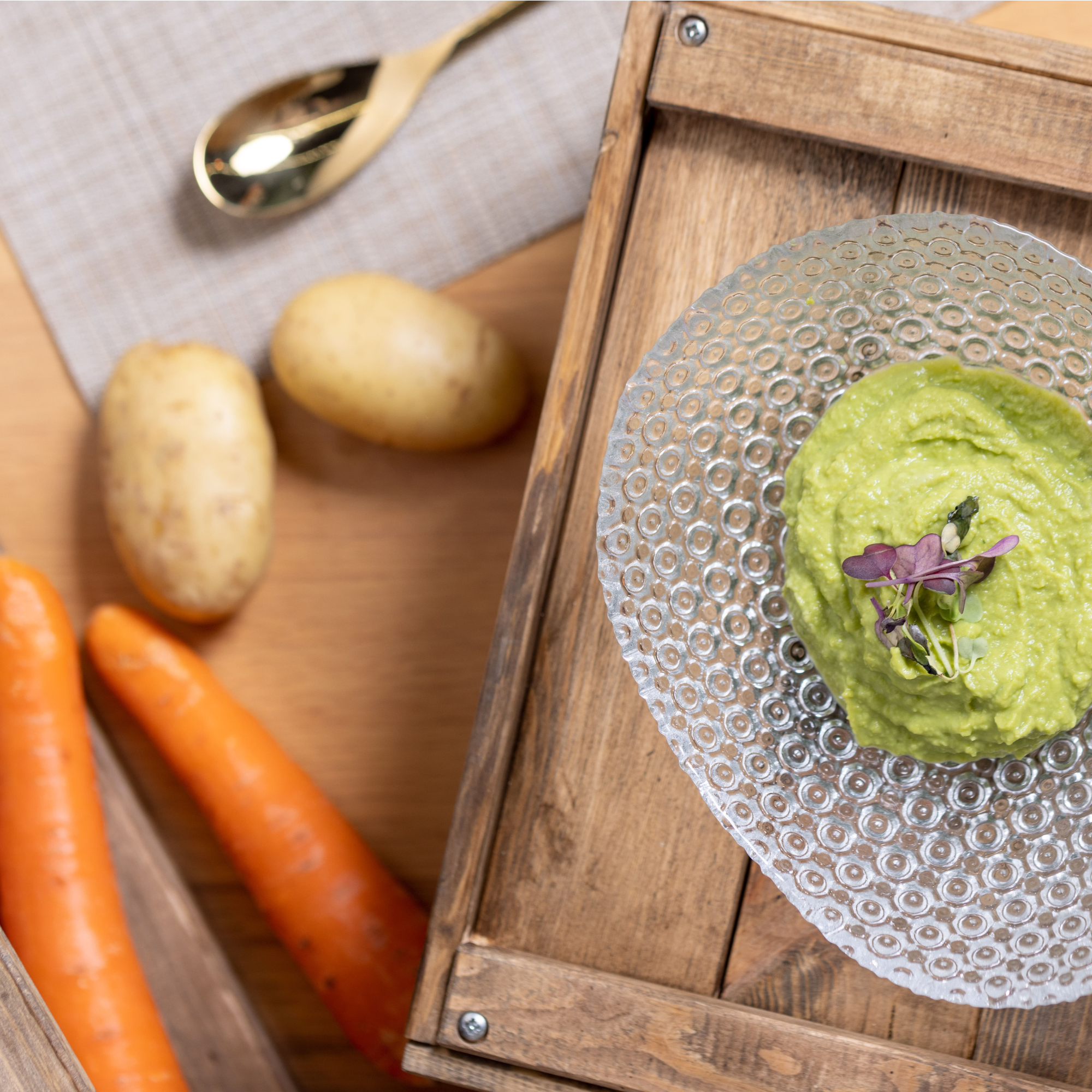 Crema de guisantes y menta