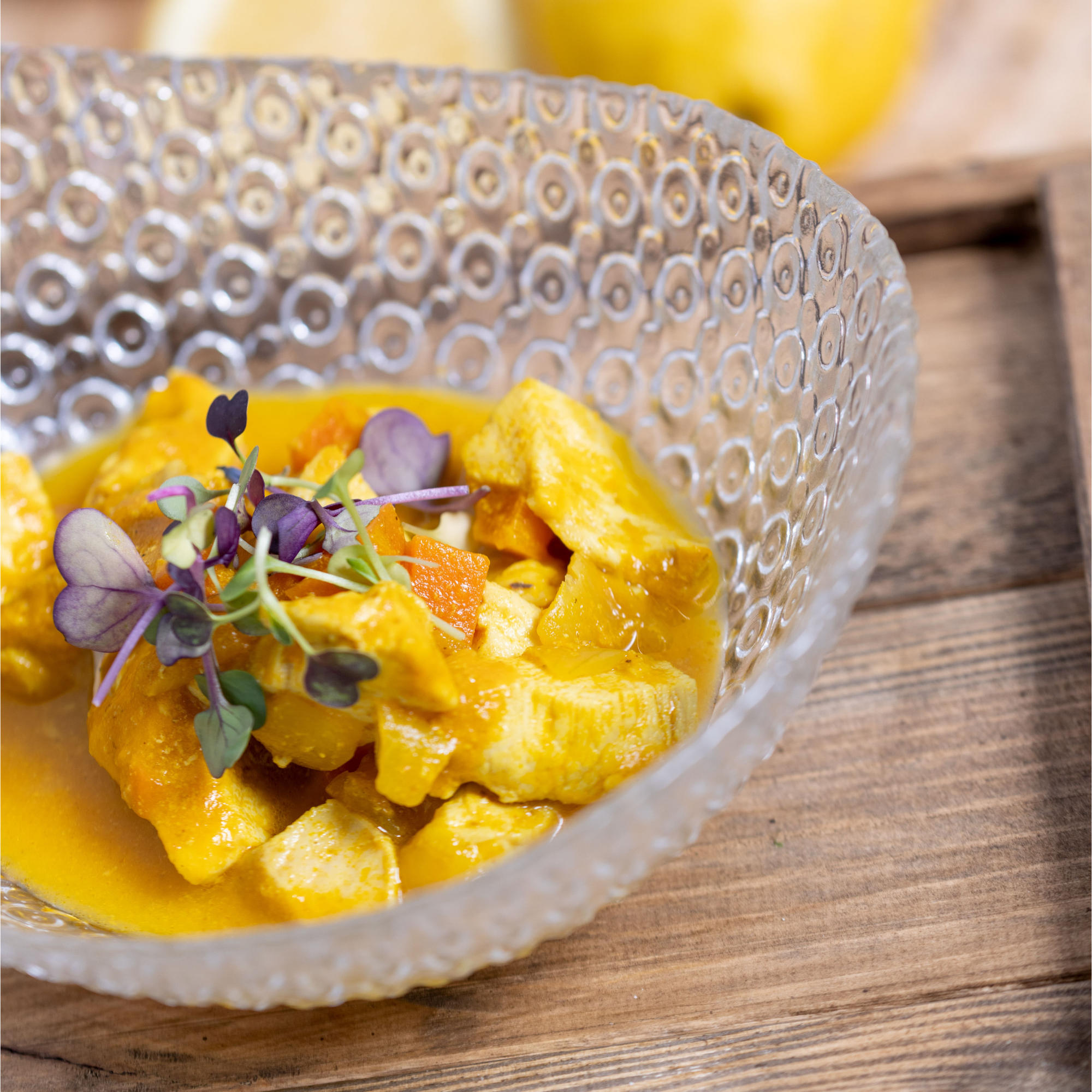 Pollo con curry ligero de zanahorias