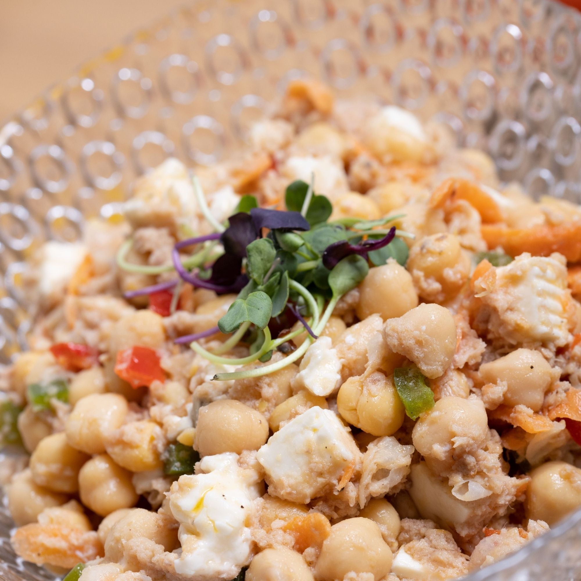 Ensalada de garbanzos y queso feta